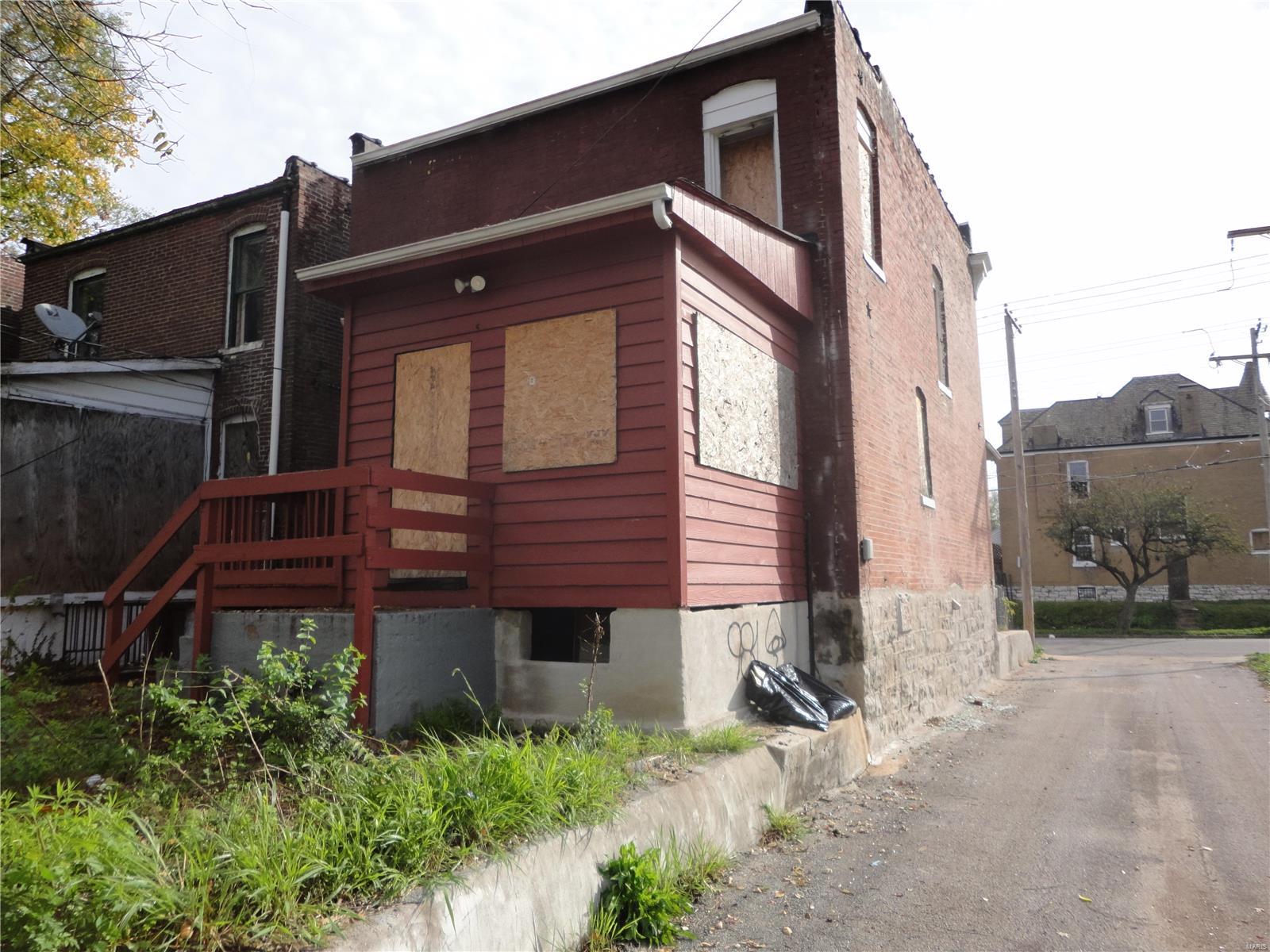 St Louis, Missouri 63113, United States, 3 Bedrooms Bedrooms, ,2 BathroomsBathrooms,Residential,Pending,33649