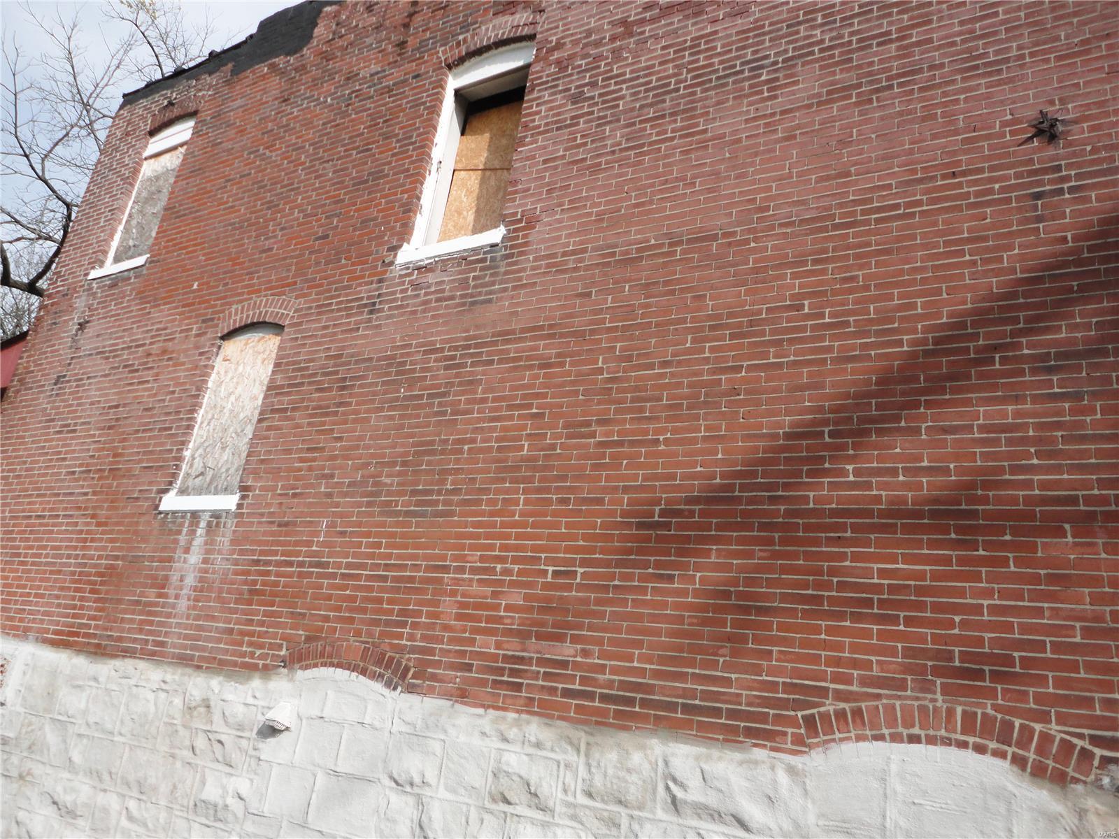 St Louis, Missouri 63113, United States, 3 Bedrooms Bedrooms, ,2 BathroomsBathrooms,Residential,Pending,33649