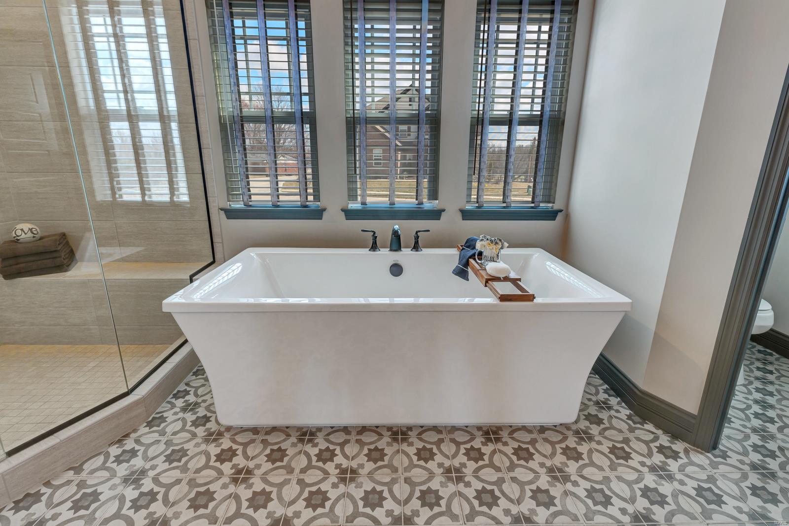 Bur Oaks - Residential