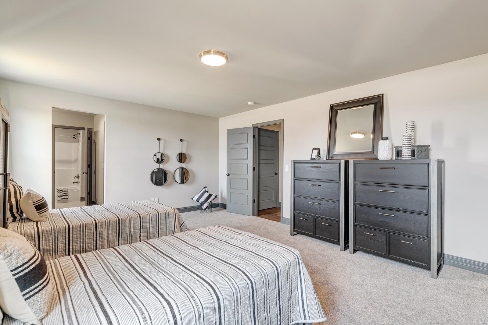 Bur Oaks - Residential