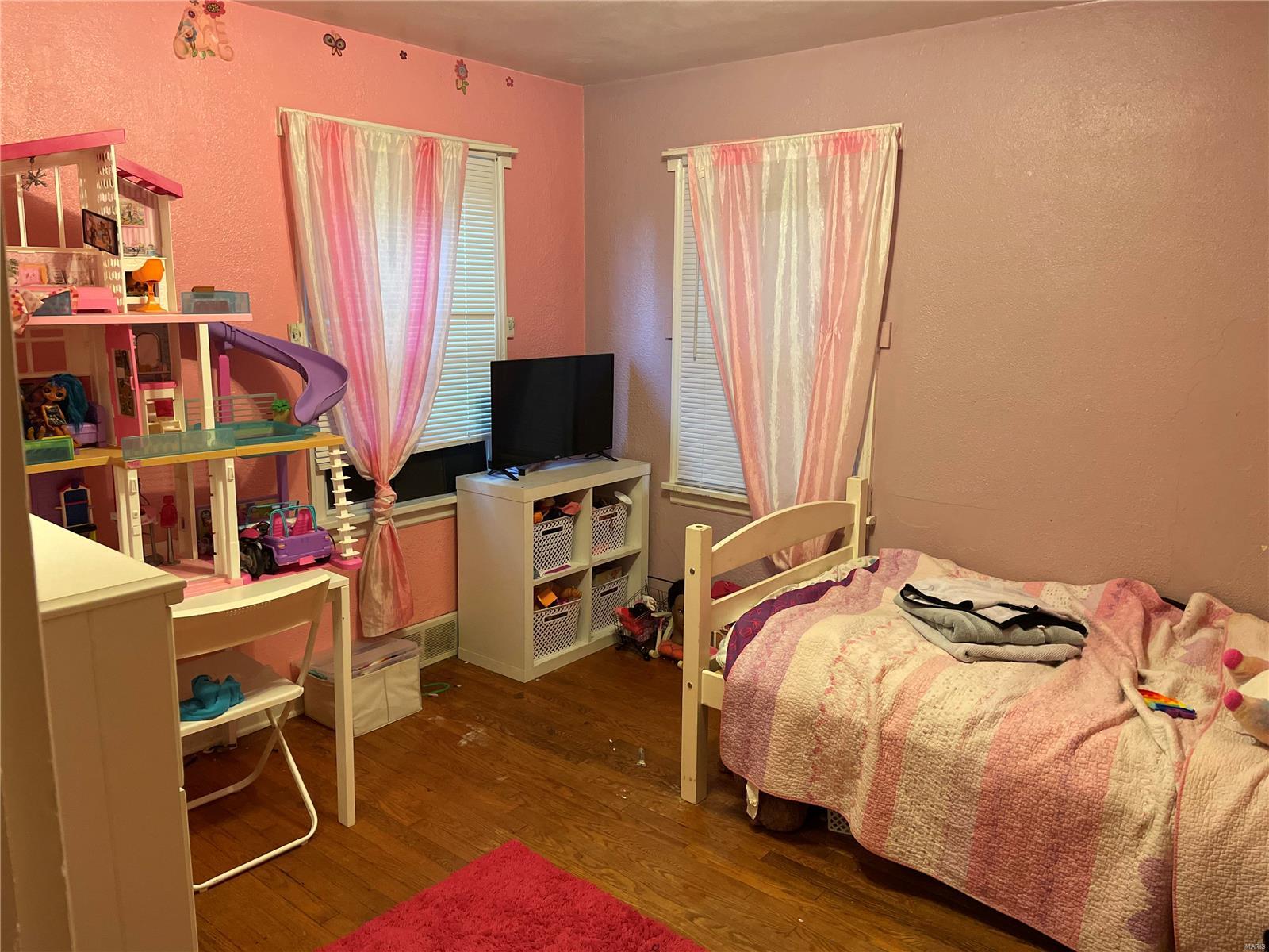 Shields & Ashby 2nd To Ferguson - Residential