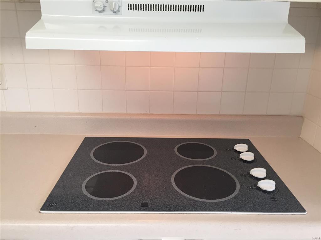 - - Residential Lease