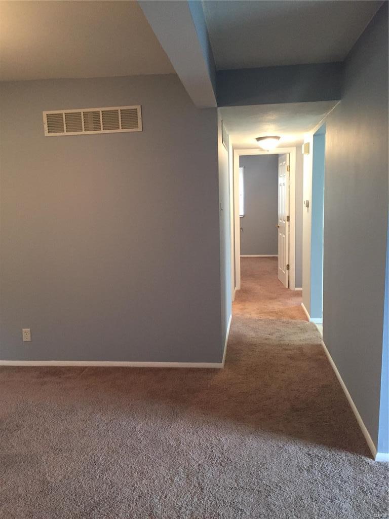 - - Residential Lease