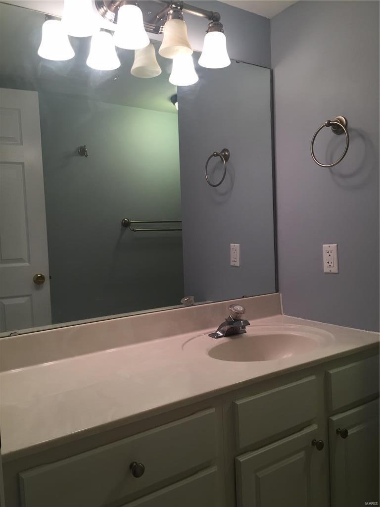 - - Residential Lease