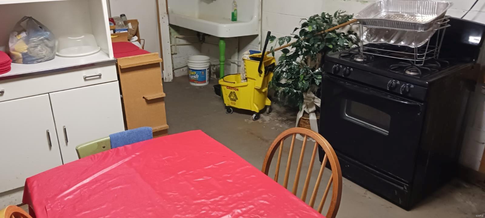 Easton Ave Heights Amd - Commercial Sale