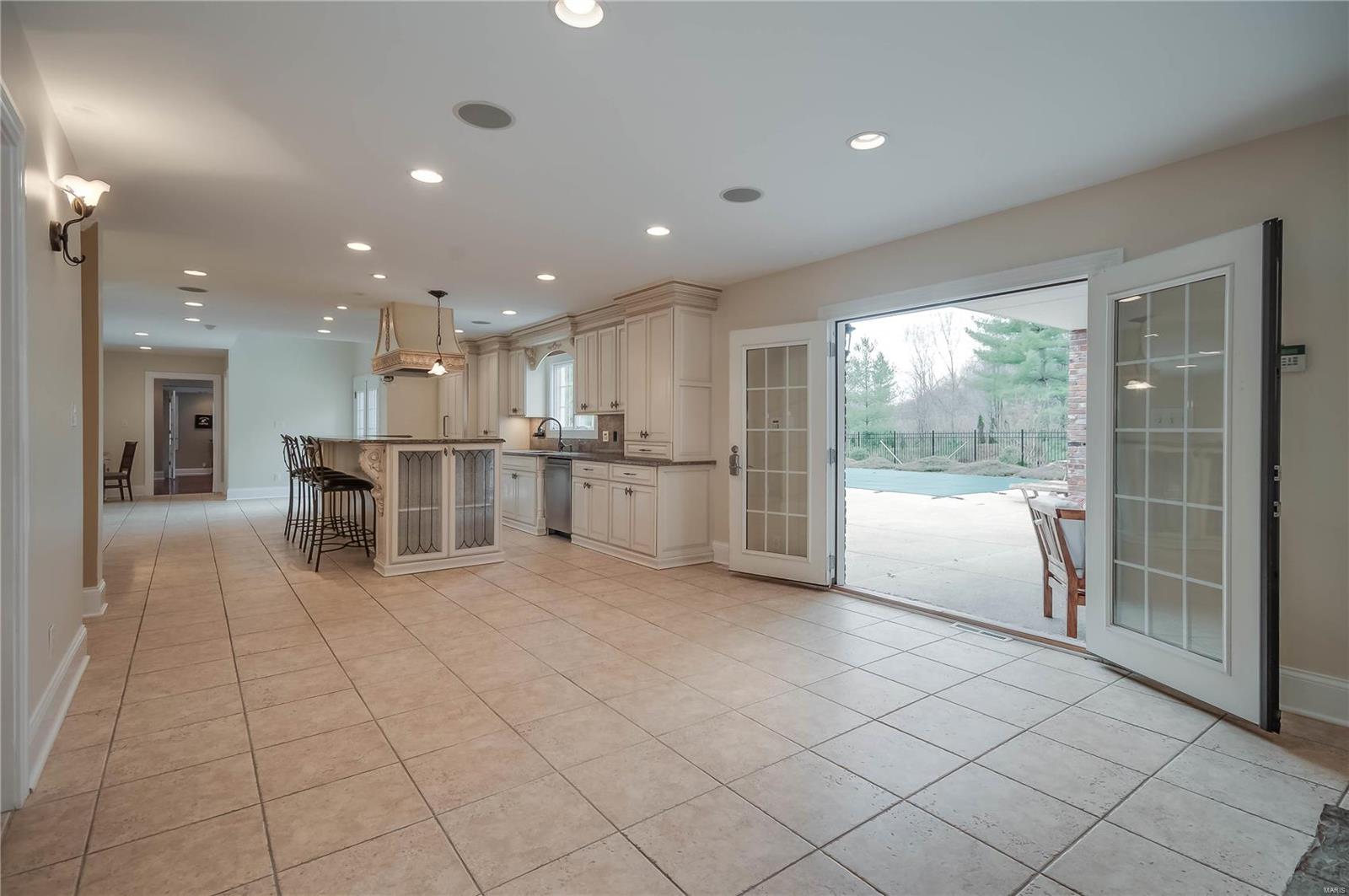 Bellerive Country Club Grounds - Residential