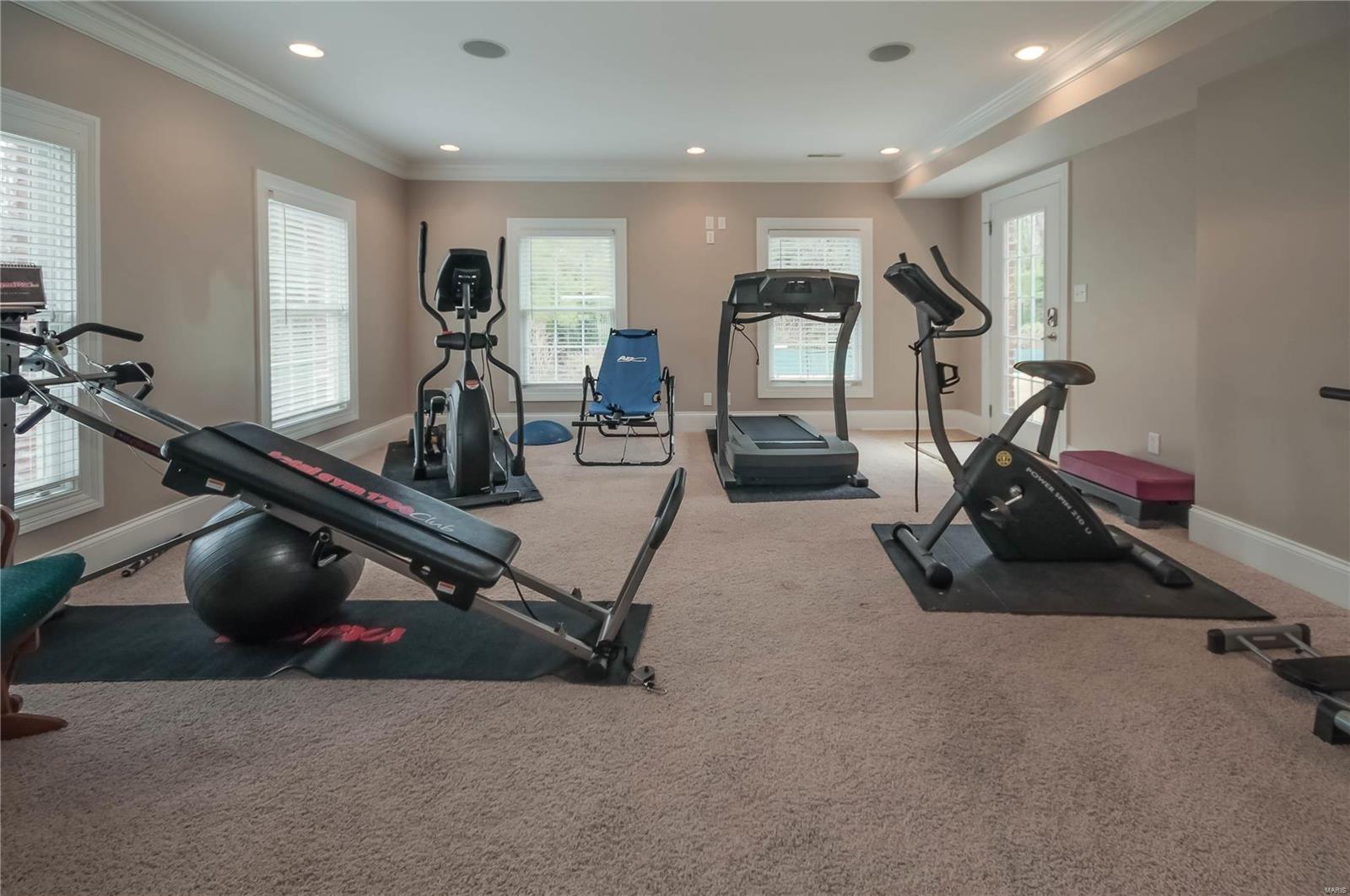 Bellerive Country Club Grounds - Residential