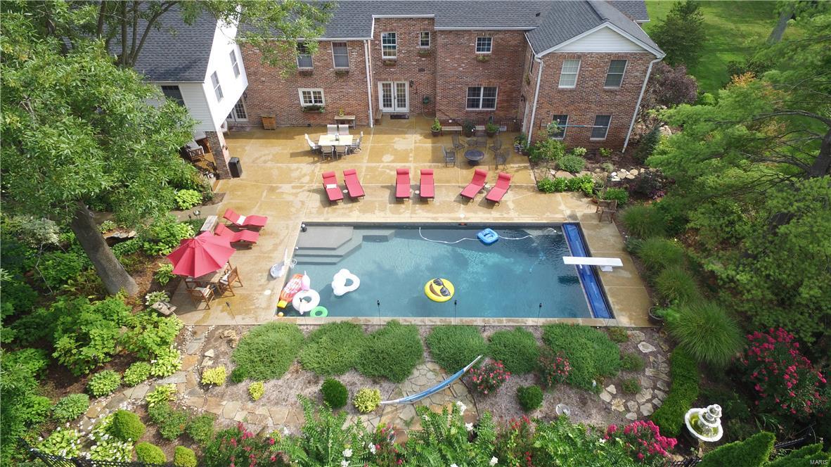 Bellerive Country Club Grounds - Residential