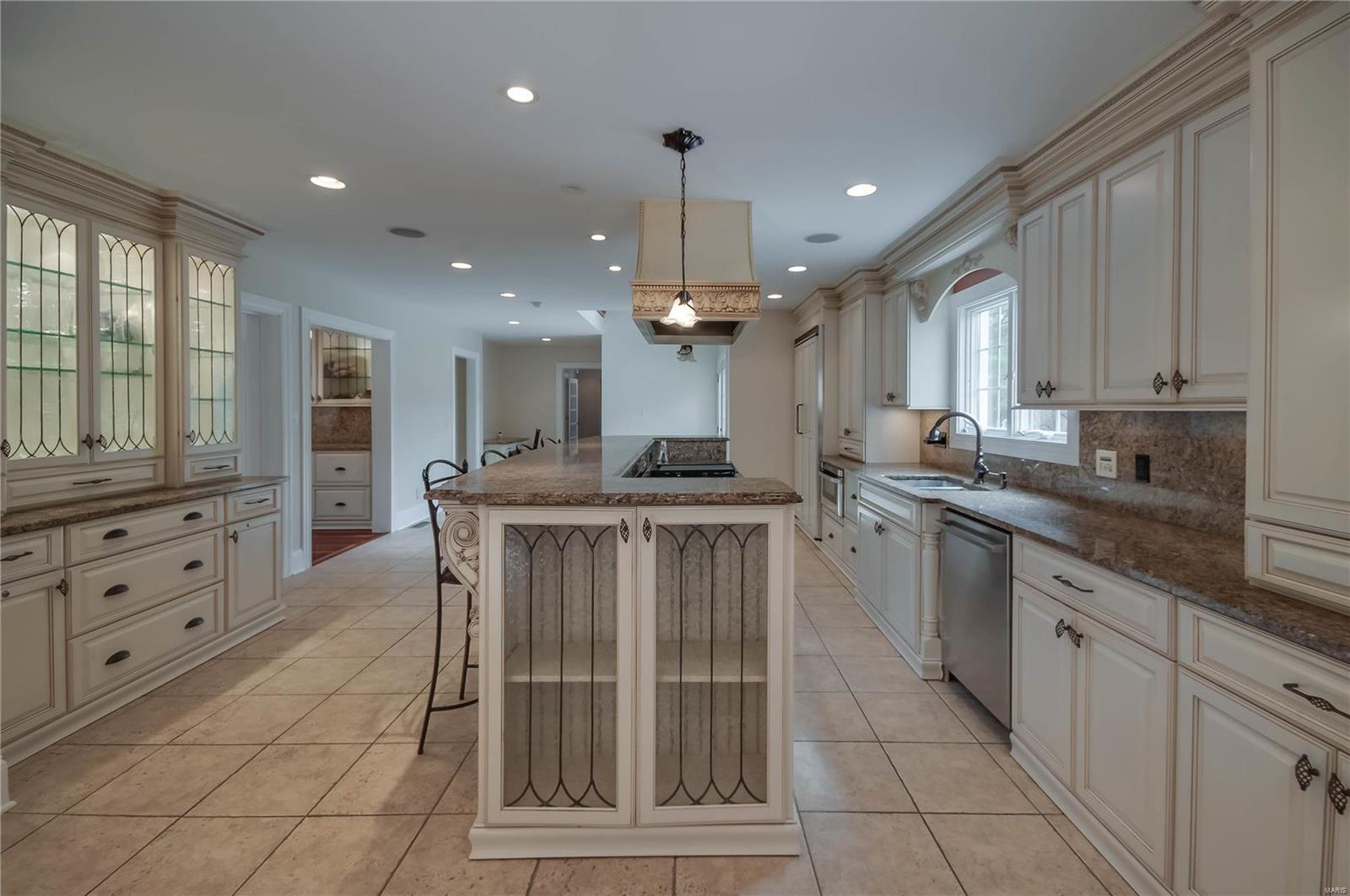 Bellerive Country Club Grounds - Residential