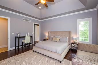 Ladue Meadows - Residential