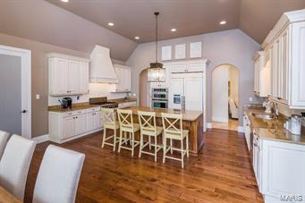 Ladue Meadows - Residential