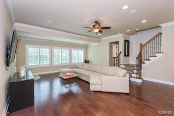 Ladue Meadows - Residential