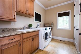 Ladue Meadows - Residential