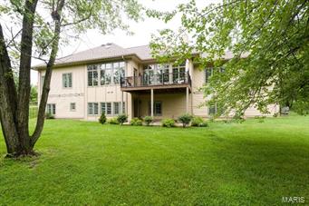 Ladue Meadows - Residential