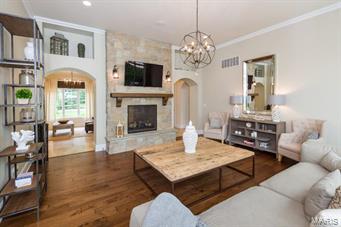 Ladue Meadows - Residential