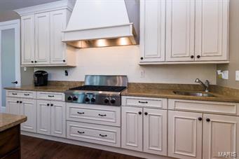 Ladue Meadows - Residential