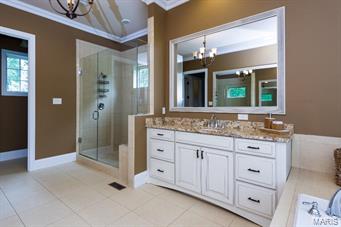 Ladue Meadows - Residential