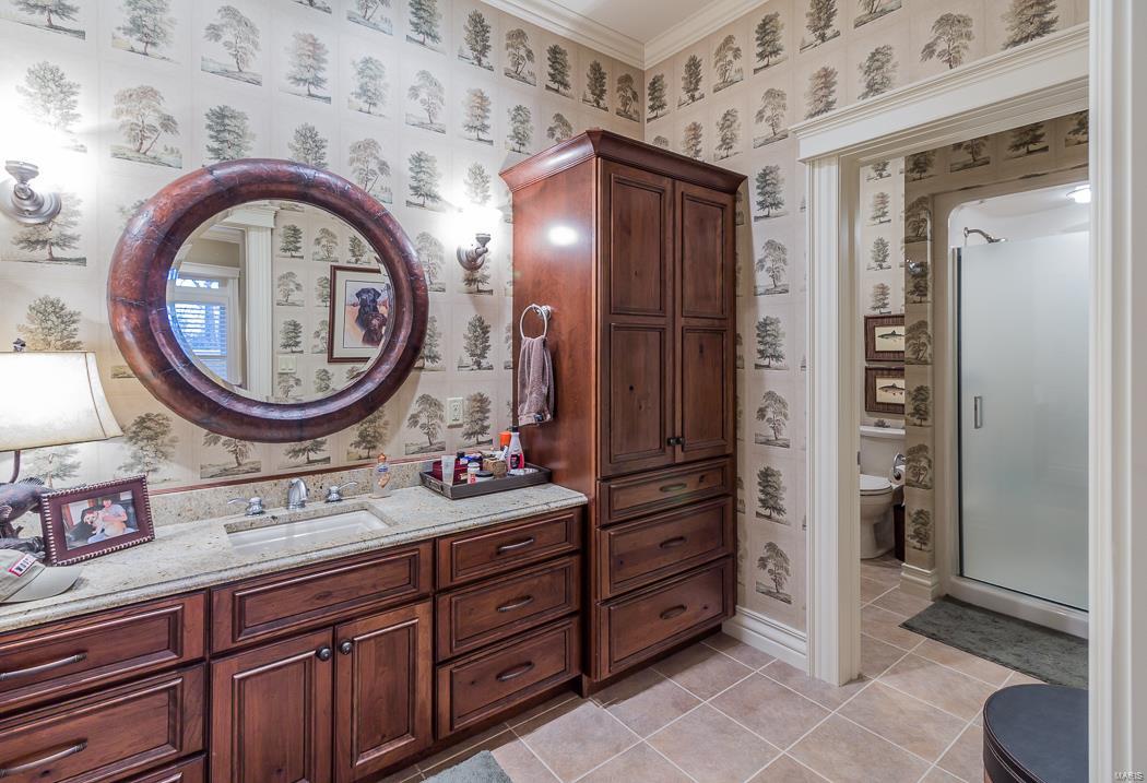 FOX RUN MANORS - Residential