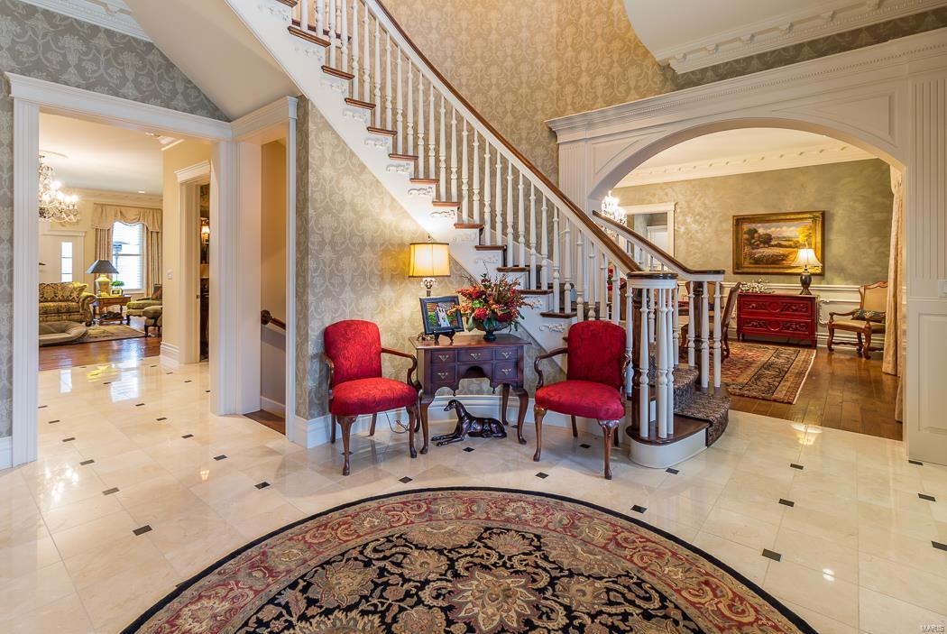 FOX RUN MANORS - Residential