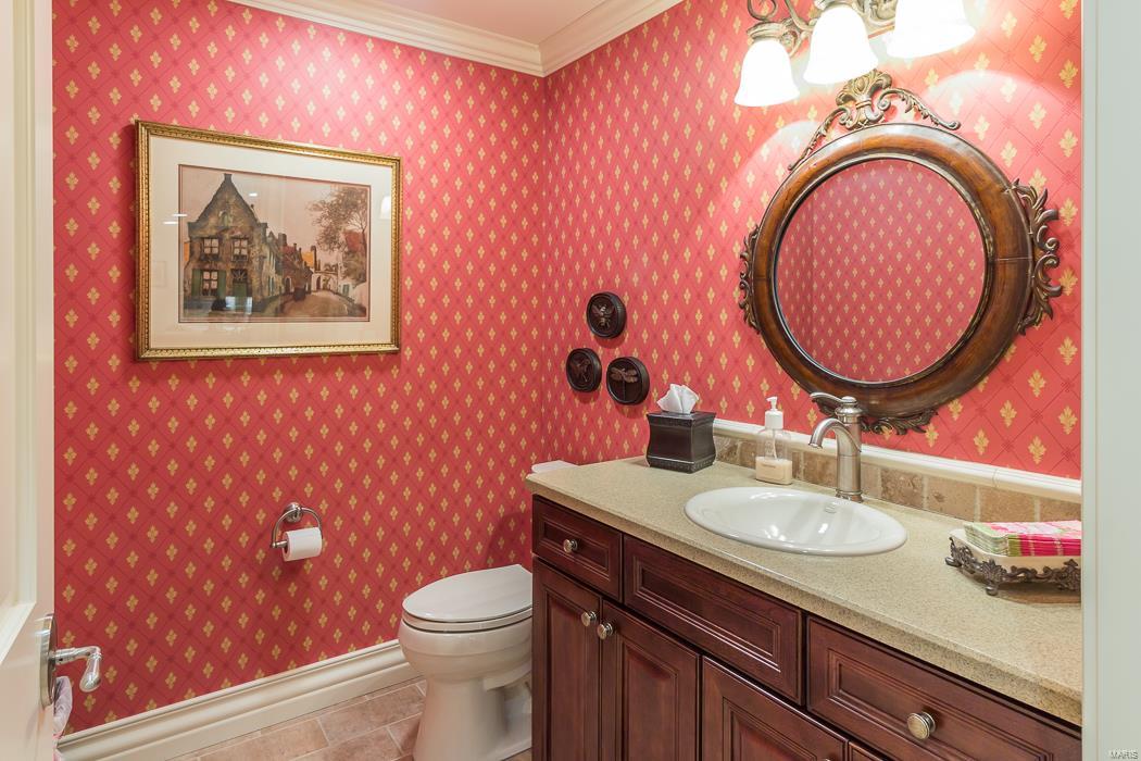 FOX RUN MANORS - Residential