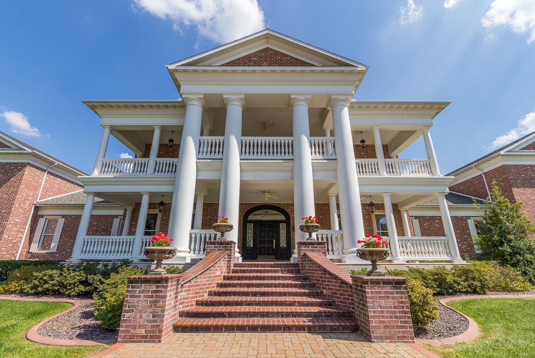 FOX RUN MANORS - Residential