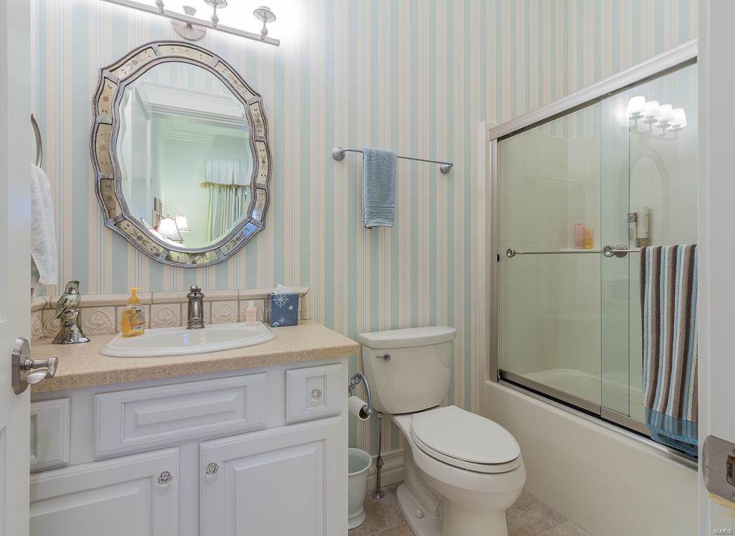 FOX RUN MANORS - Residential