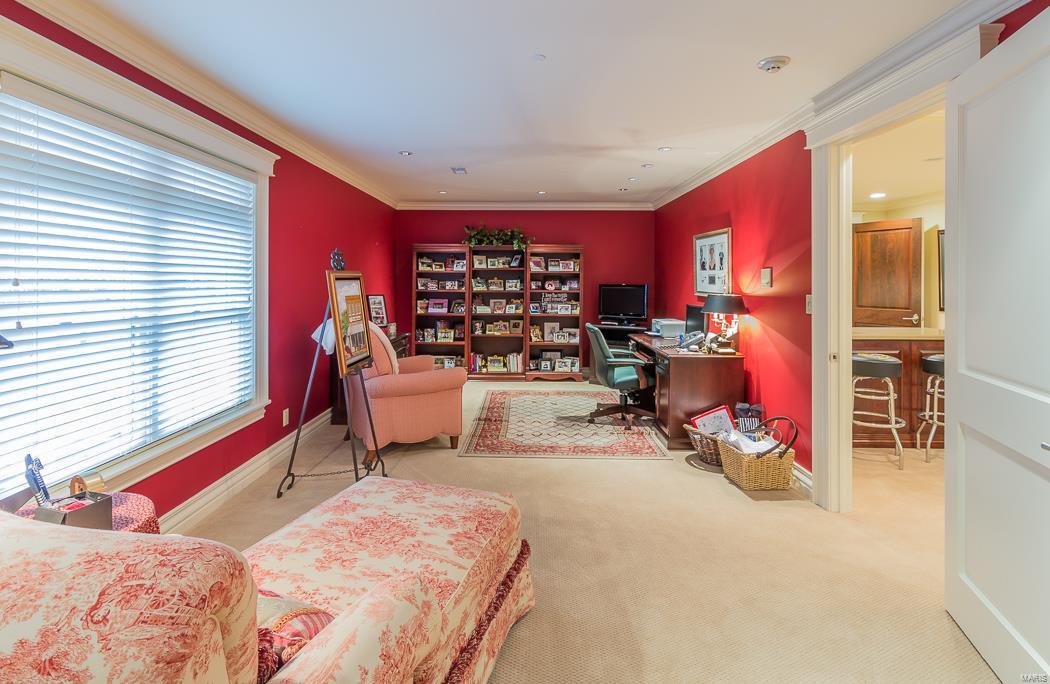 FOX RUN MANORS - Residential