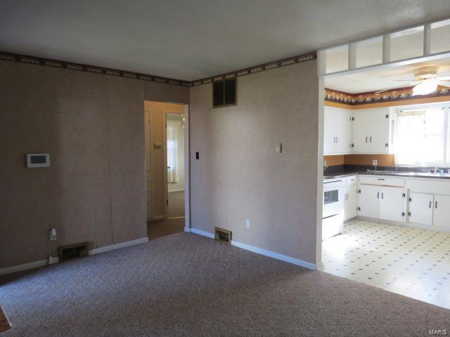 LEB ACREAGE - Residential