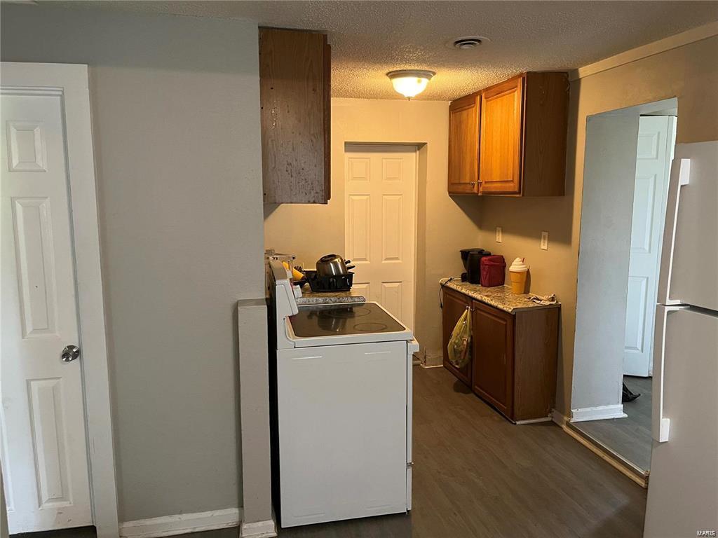 RIVERVIEW GARDENS - Residential