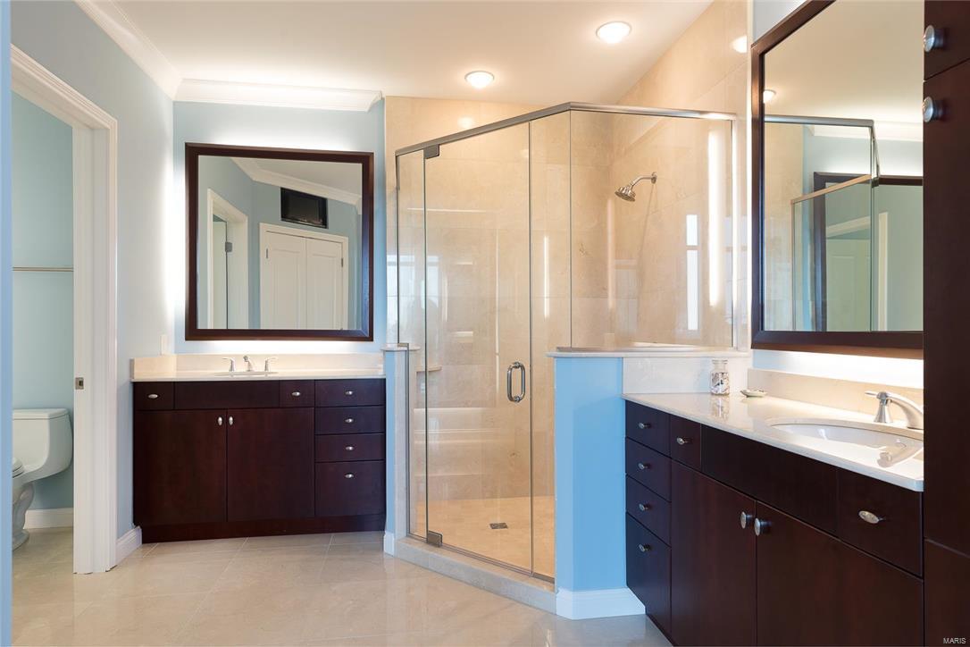 Park East Tower - Residential