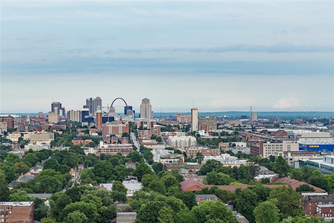 Park East Tower - Residential