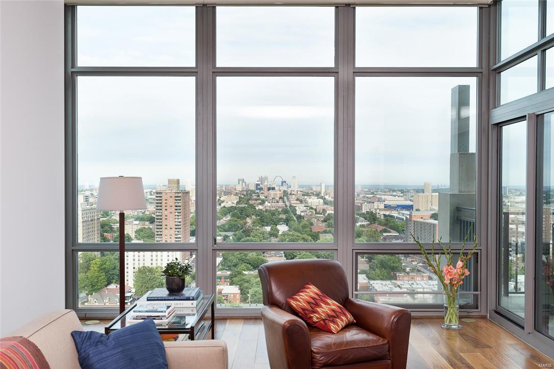 Park East Tower - Residential