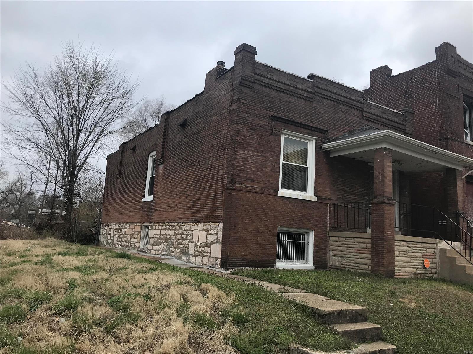 Chouteau Place Add - Residential
