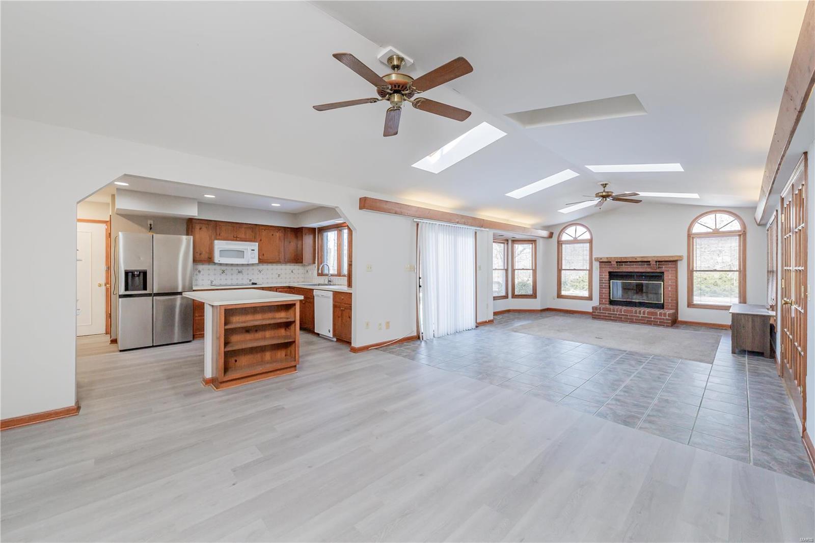 Williamsburg 2 - Residential Lease