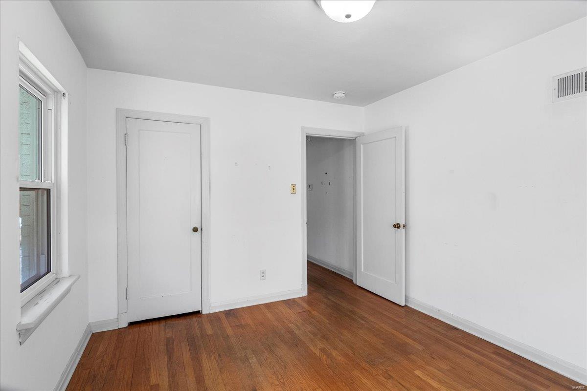 St Louis, Missouri 63117, United States, 3 Bedrooms Bedrooms, ,2 BathroomsBathrooms,Residential,Pending,101363