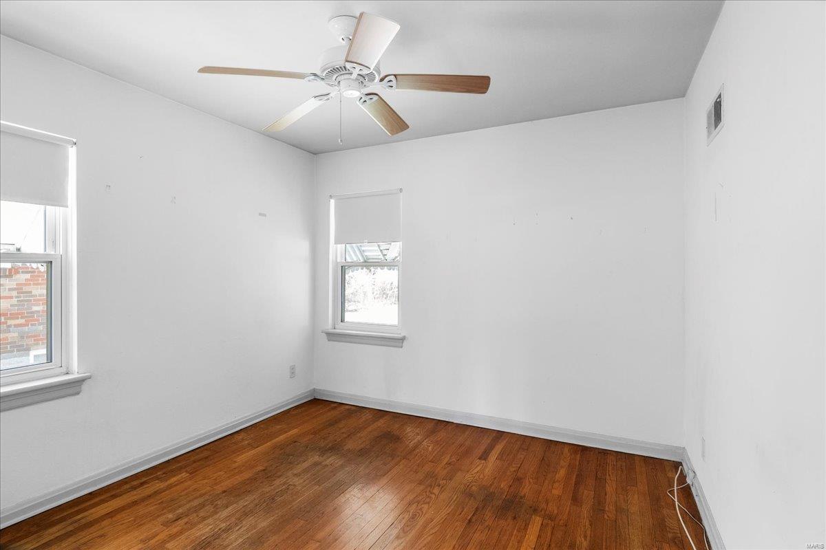 St Louis, Missouri 63117, United States, 3 Bedrooms Bedrooms, ,2 BathroomsBathrooms,Residential,Pending,101363