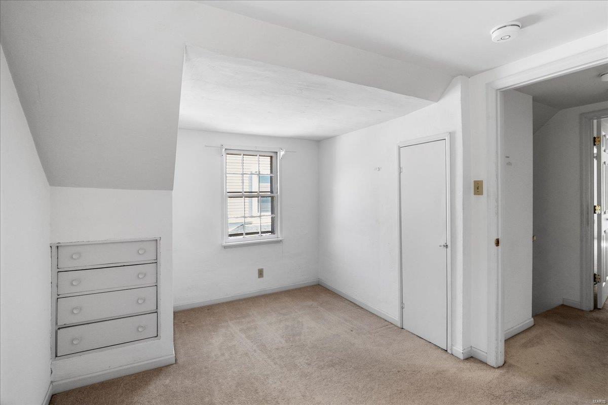 St Louis, Missouri 63117, United States, 3 Bedrooms Bedrooms, ,2 BathroomsBathrooms,Residential,Pending,101363