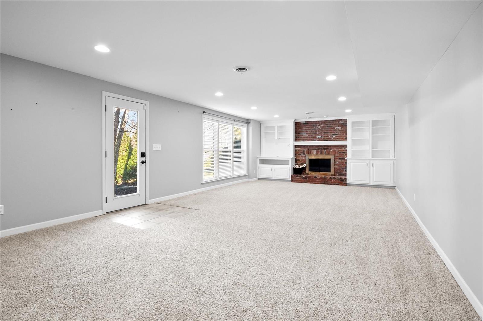 Highlands Of Chesterfield Highland - Residential