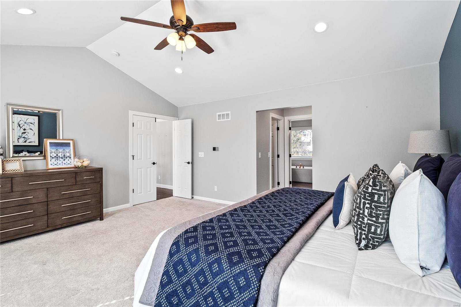 Highlands Of Chesterfield Highland - Residential