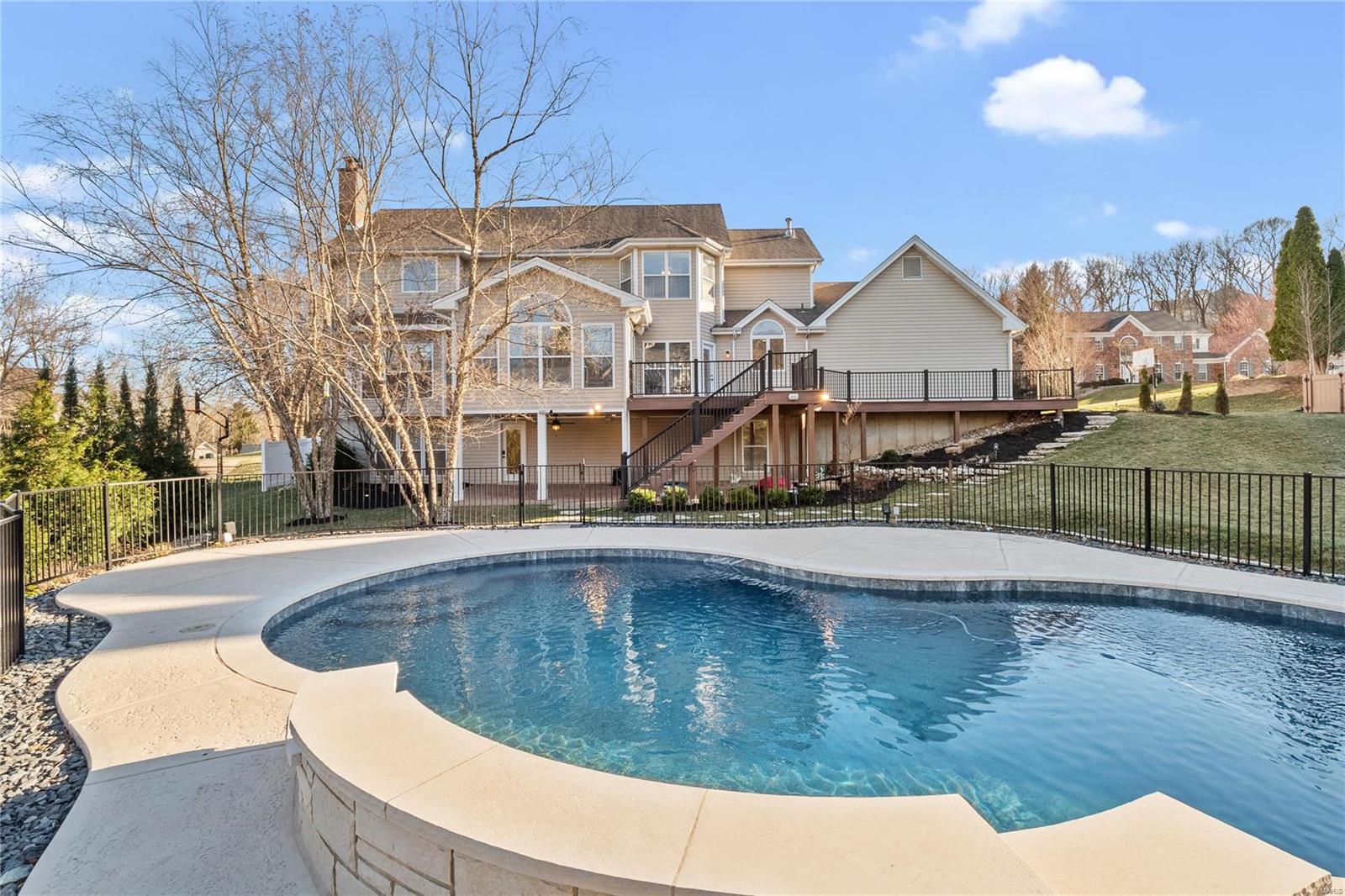 Highlands Of Chesterfield Highland - Residential