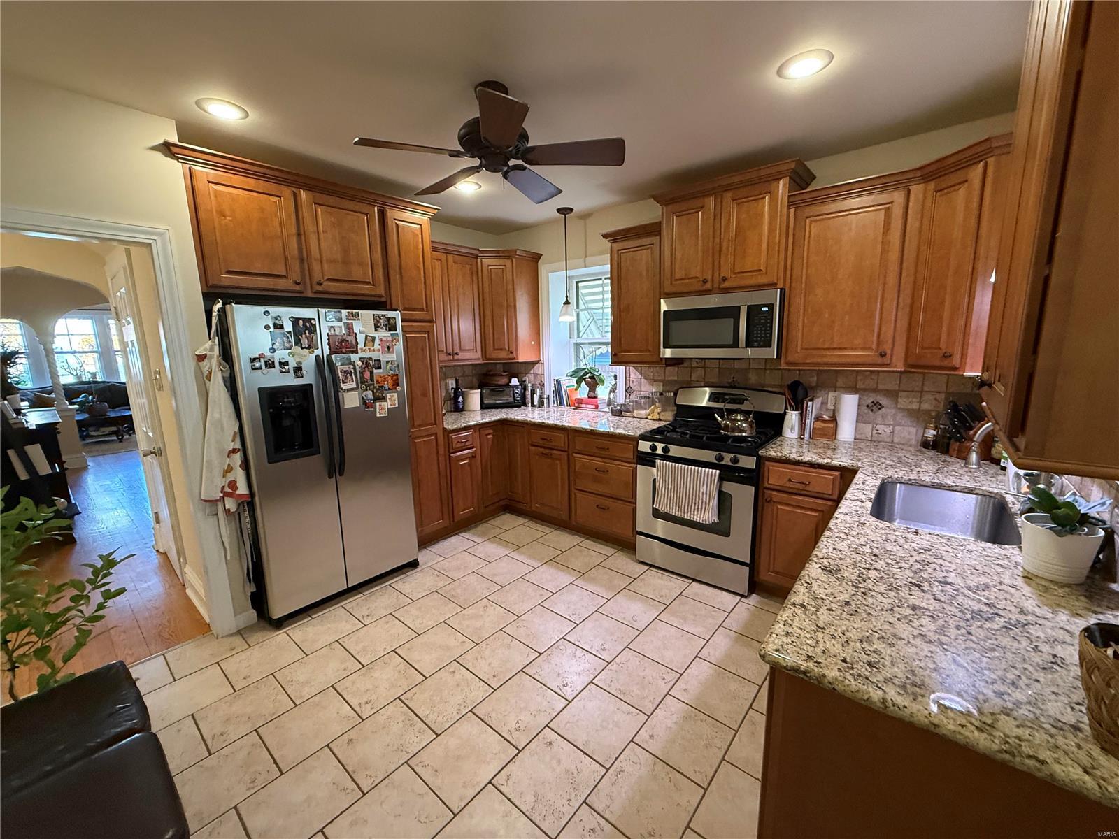 St Louis, Missouri 63109, United States, 3 Bedrooms Bedrooms, ,2 BathroomsBathrooms,Residential,Pending,30953