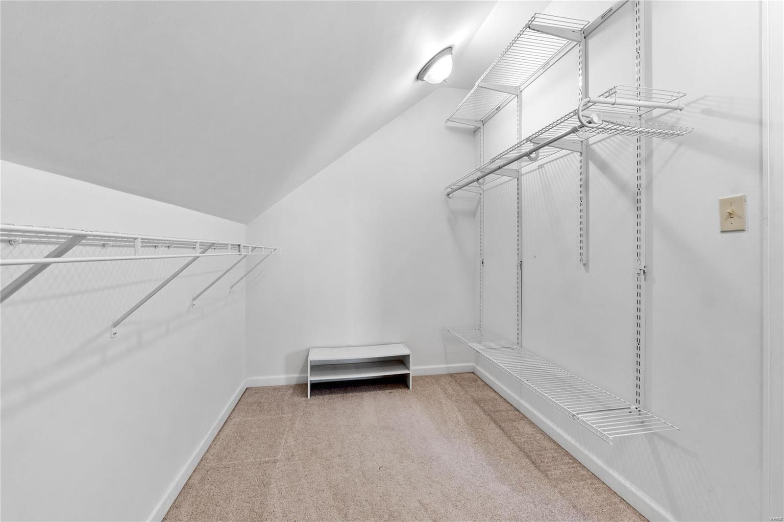 St Louis, Missouri 63109, United States, 3 Bedrooms Bedrooms, ,2 BathroomsBathrooms,Residential,Pending,30953