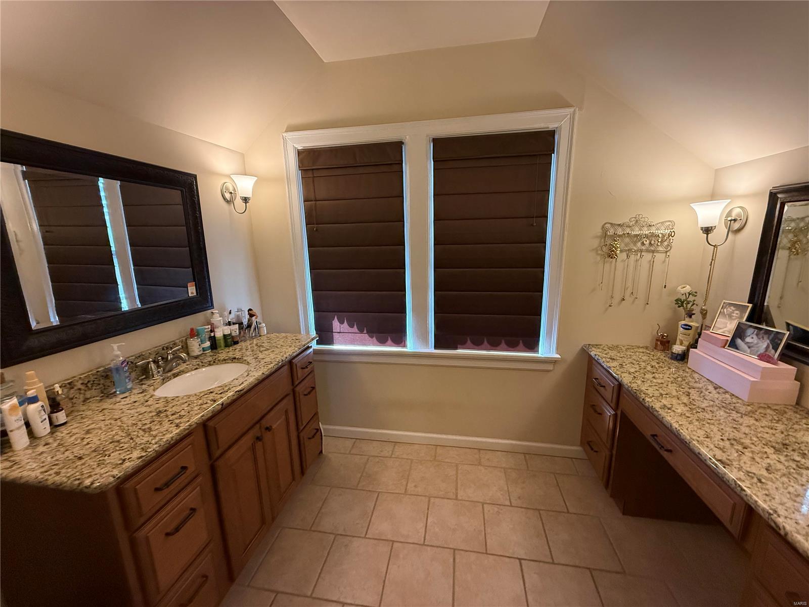 St Louis, Missouri 63109, United States, 3 Bedrooms Bedrooms, ,2 BathroomsBathrooms,Residential,Pending,30953