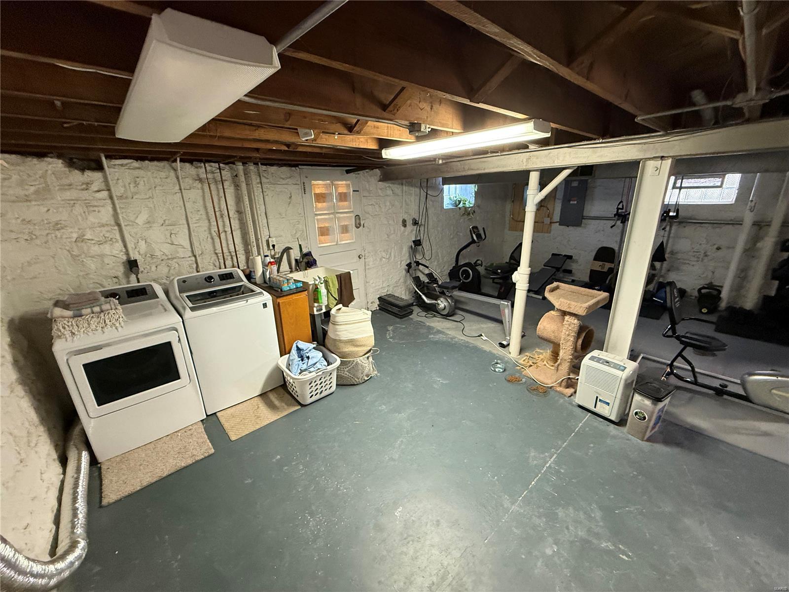 St Louis, Missouri 63109, United States, 3 Bedrooms Bedrooms, ,2 BathroomsBathrooms,Residential,Pending,30953