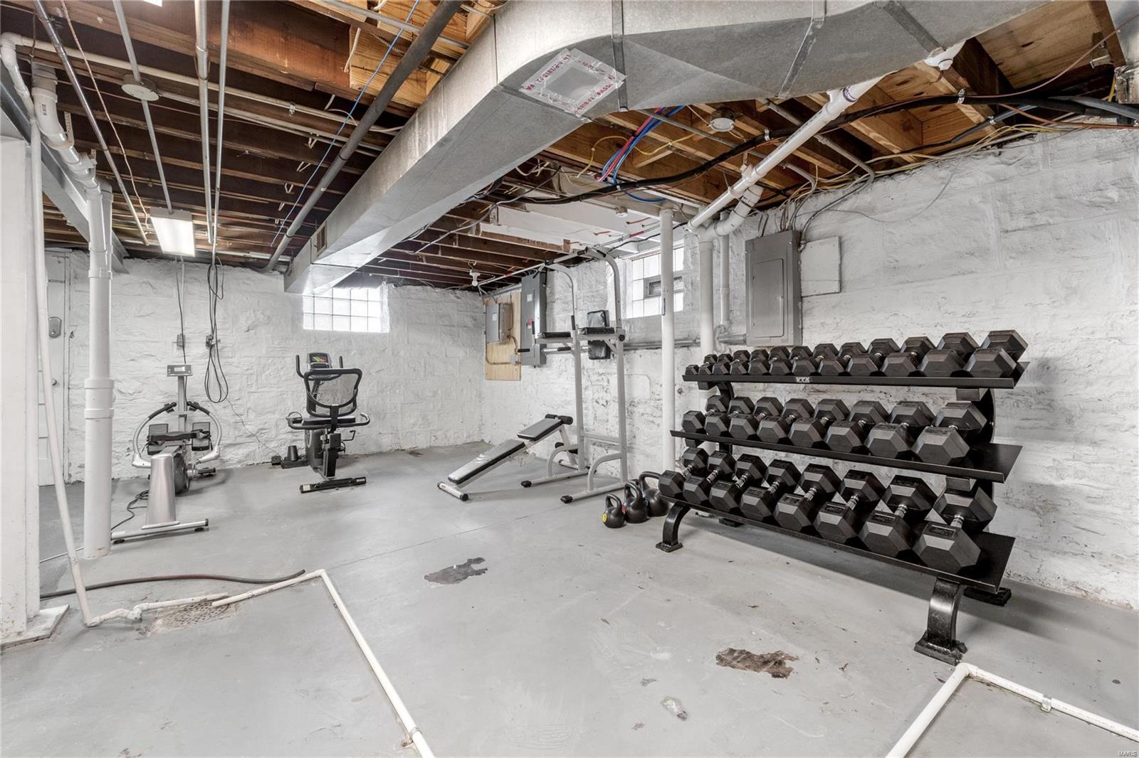 St Louis, Missouri 63109, United States, 3 Bedrooms Bedrooms, ,2 BathroomsBathrooms,Residential,Pending,30953