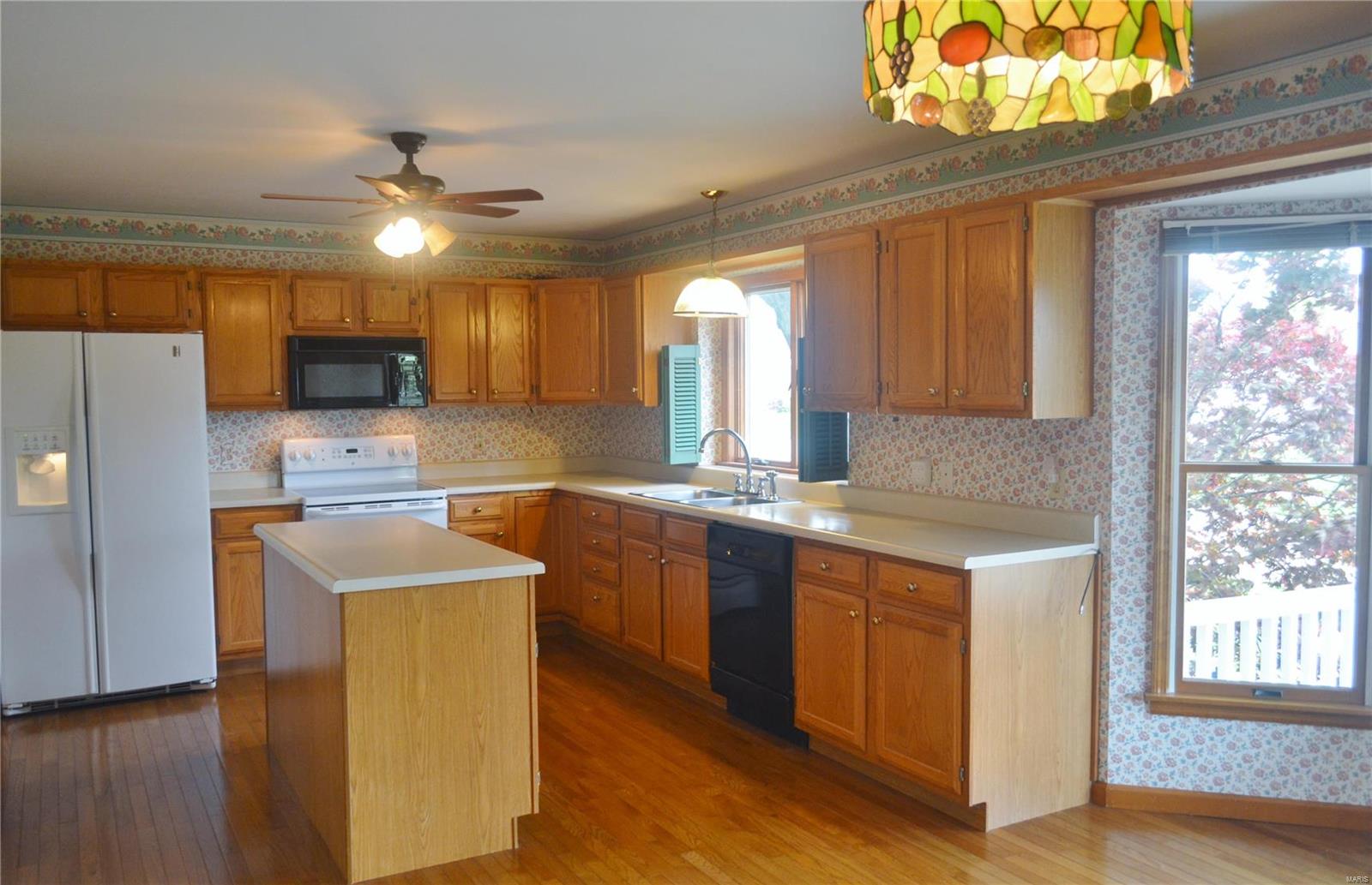 Country Club Corners - Residential