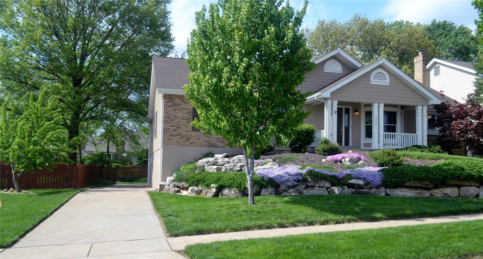 Country Club Corners - Residential