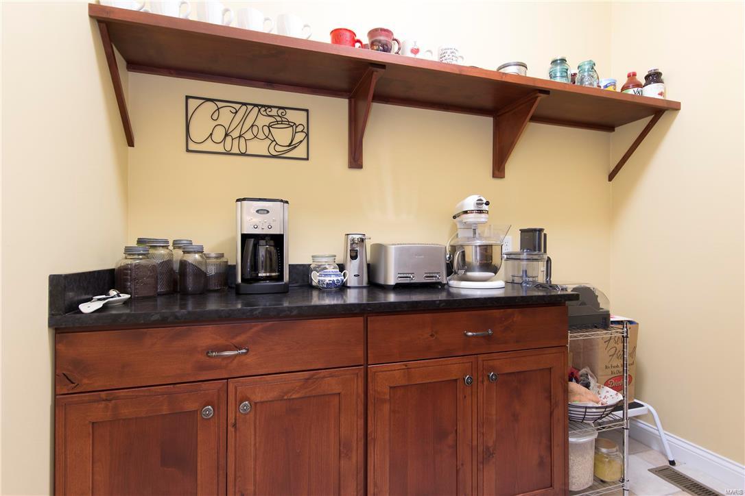 Summit Estate - Residential