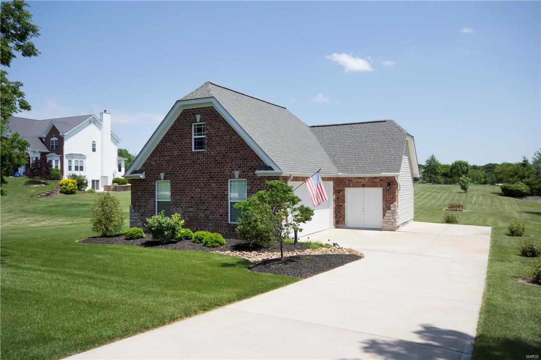 Summit Estate - Residential