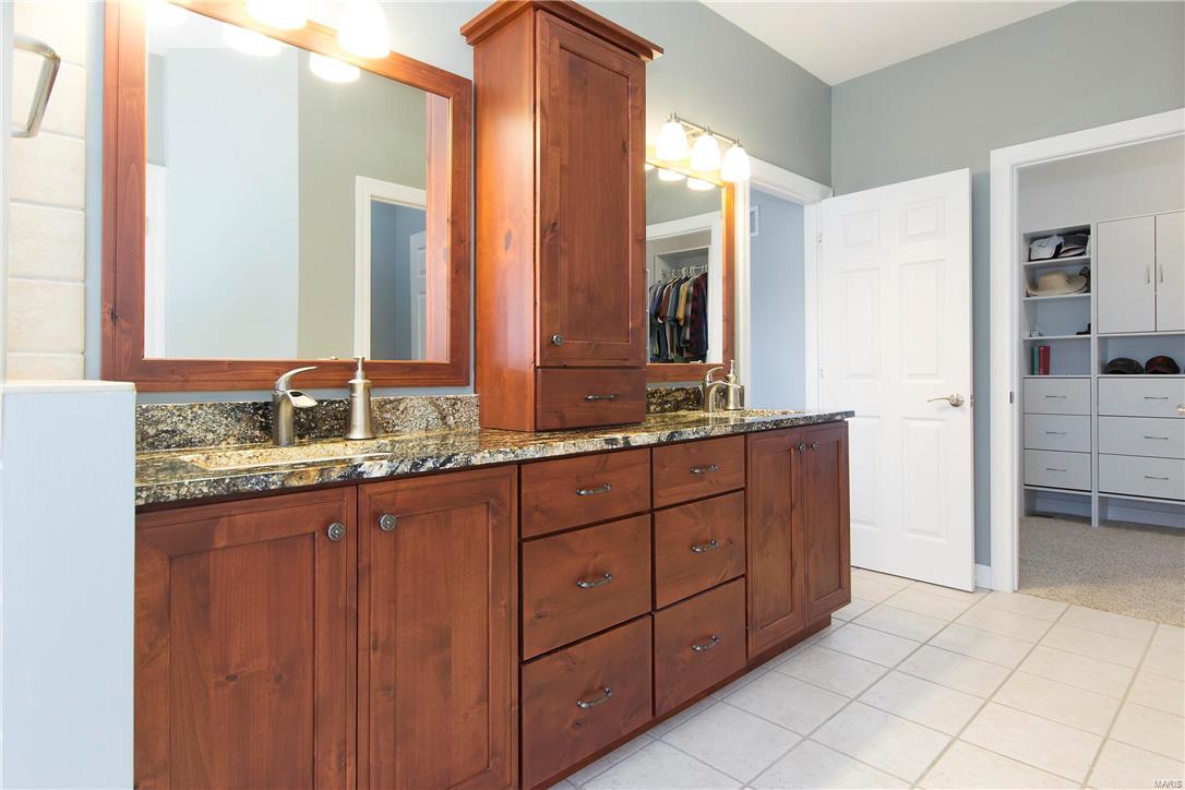 Summit Estate - Residential